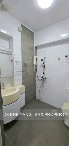 Boon Lay Avenue (Jurong West), HDB Executive #558873011